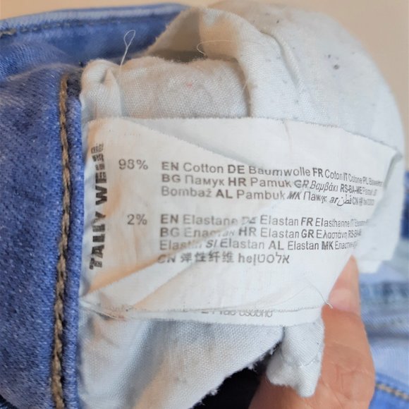 Tally Weijl Distressed Skinny Jean (light washed) - Picture 13 of 15